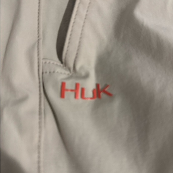 HUK NEXT LEVEL FISHING SHORT Khaki Women’s Size Large Stretch NEW - Picture 7 of 12